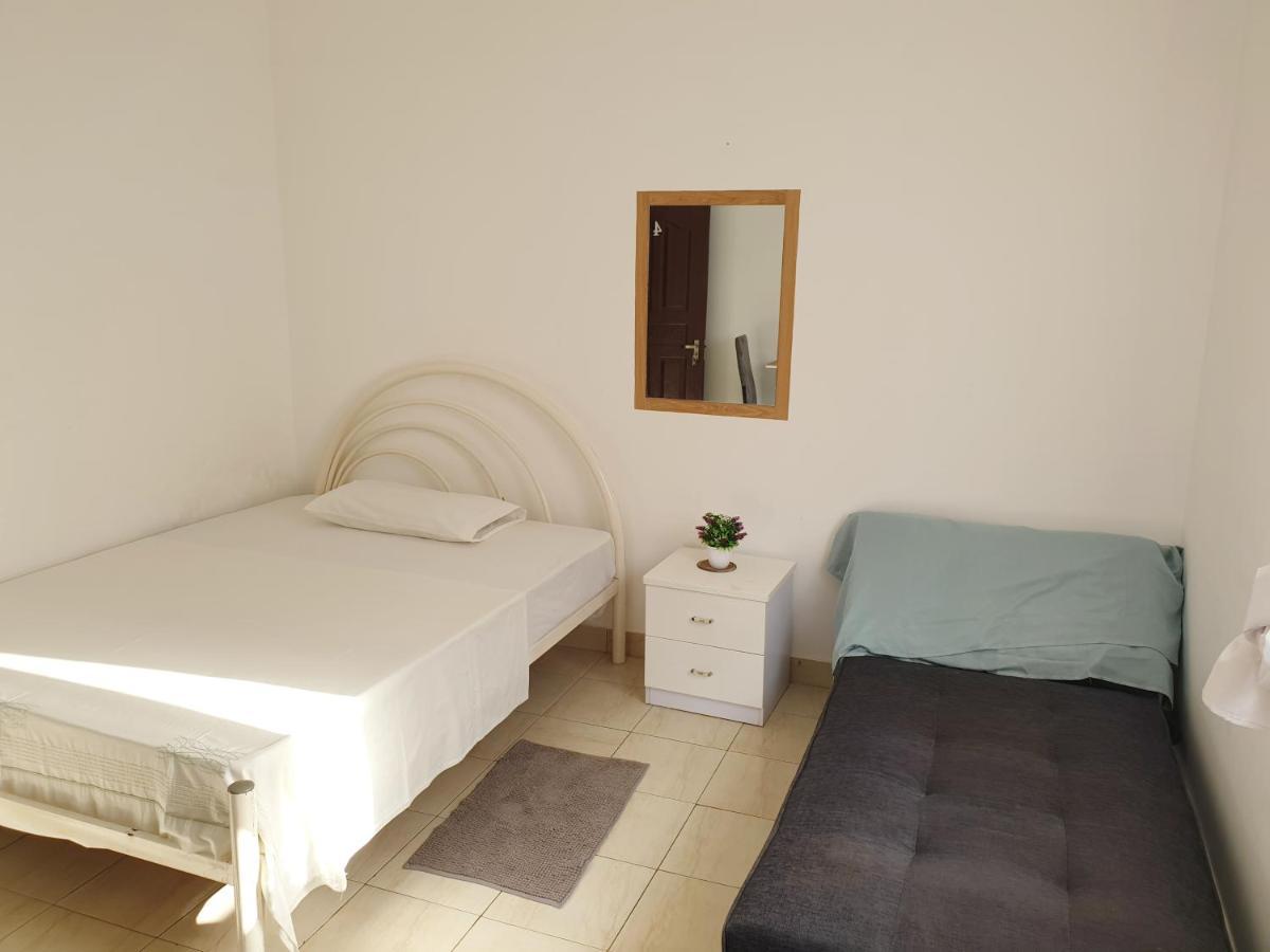 Guest House Mangui Baxu Rooms & Apartment ทาร์ราฟาล ภายนอก รูปภาพ