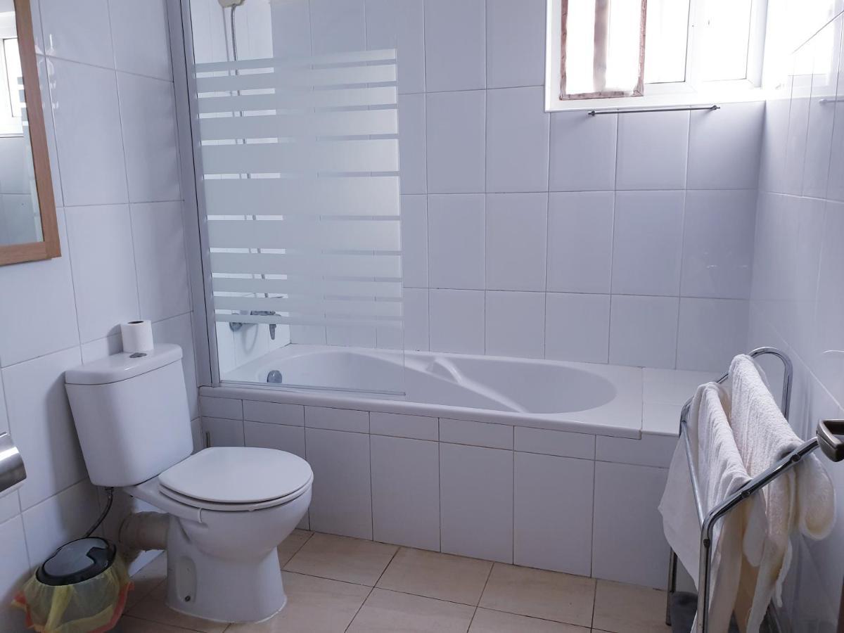 Guest House Mangui Baxu Rooms & Apartment ทาร์ราฟาล ภายนอก รูปภาพ